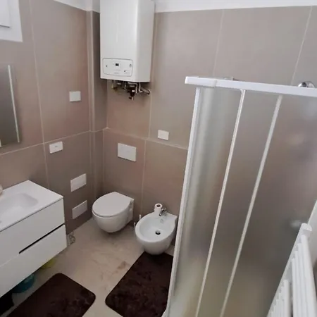 L' Amabile Volpe - Via Carlo Levi 2&2 Lejlighed Pianoro